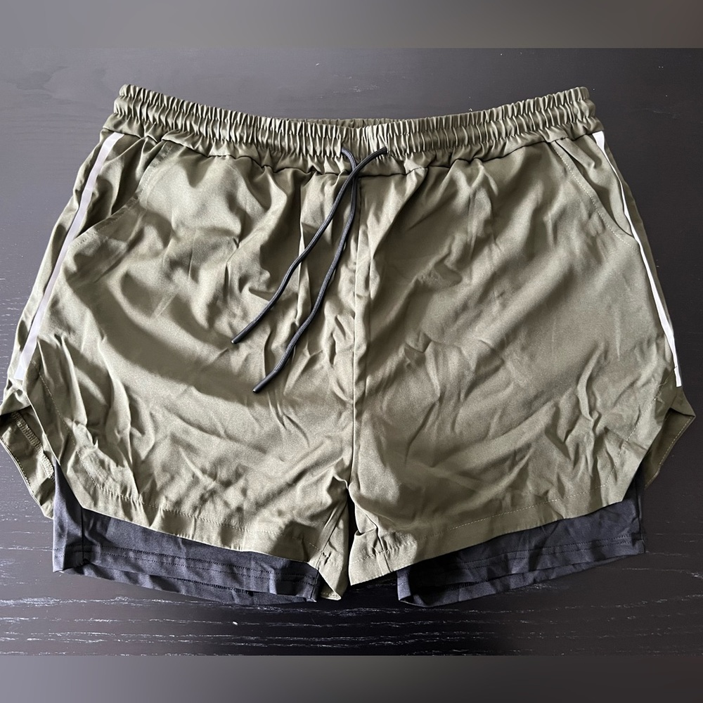 NWT Men’s Training Shorts.